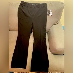 Nine West Flare Slacks / Black / Size 6